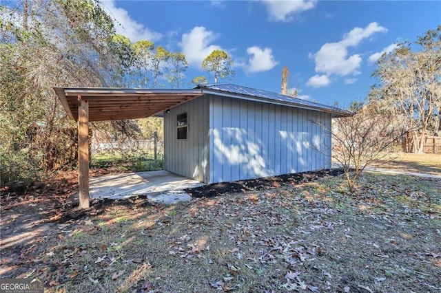 view of outbuilding