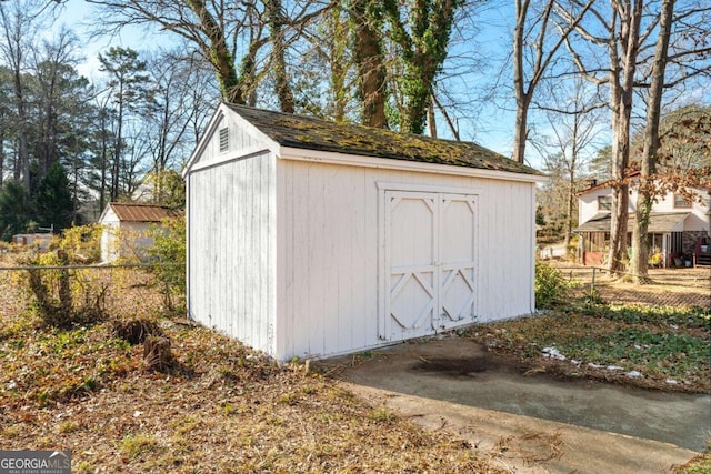 view of outbuilding