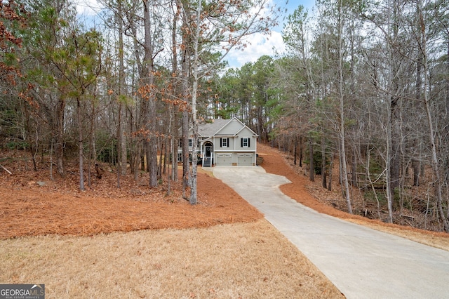 view of front facade featuring a garage