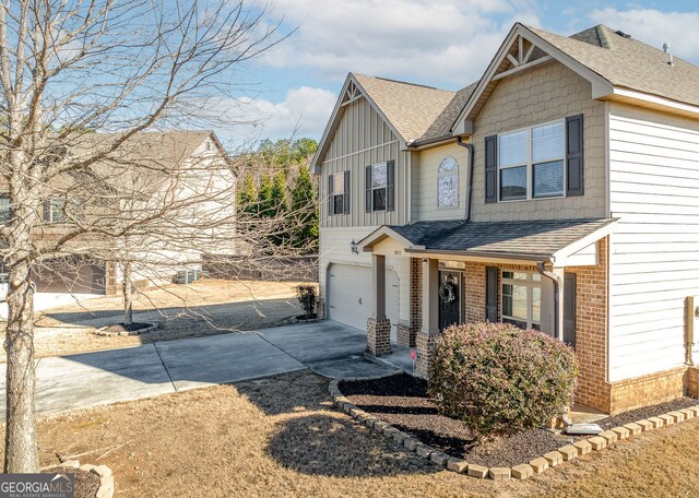 view of front of house with a garage