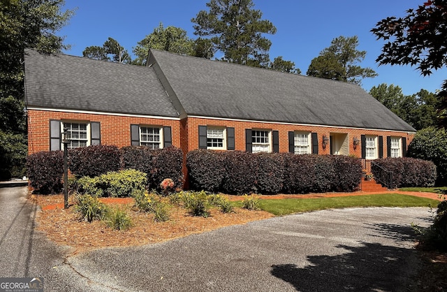 314 Cherokee Rd, Thomaston, GA 30286 - cape cod house with brick siding and roof with shingles