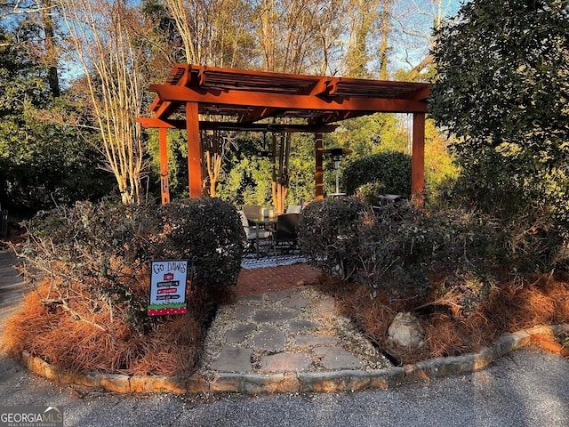 314 Cherokee Rd, Thomaston, GA 30286 - view of patio