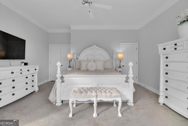 office area with crown molding and hardwood / wood-style flooring