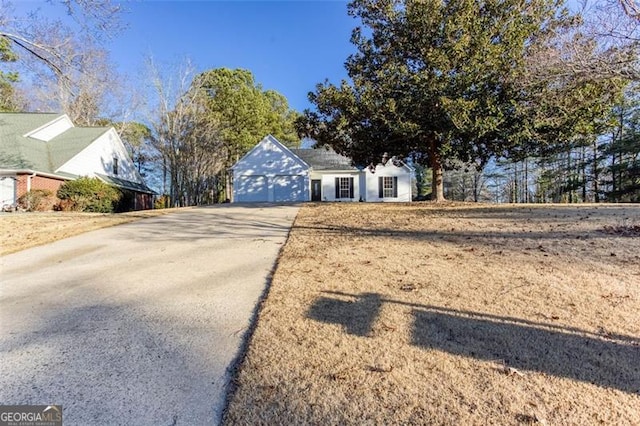 4100 Chanticleer Dr, Kennesaw, GA 30152 - ranch-style home with a garage and driveway