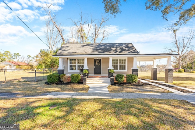 view of front of home featuring a porch and a front lawn