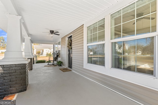 view of patio with covered porch and ceiling fan