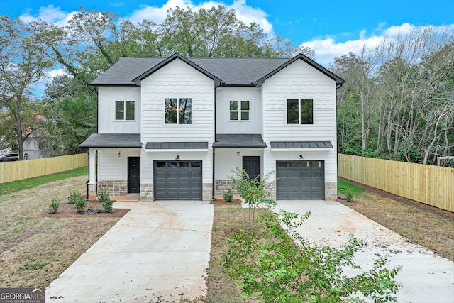 view of front facade with a garage