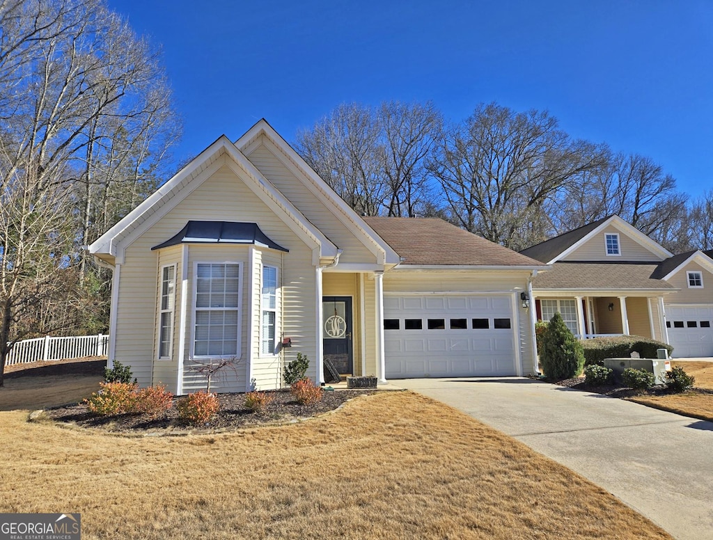 view of front of property featuring a garage