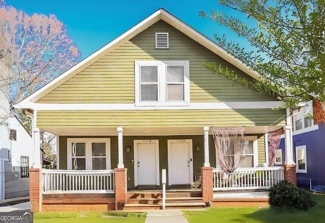 view of front facade featuring a porch