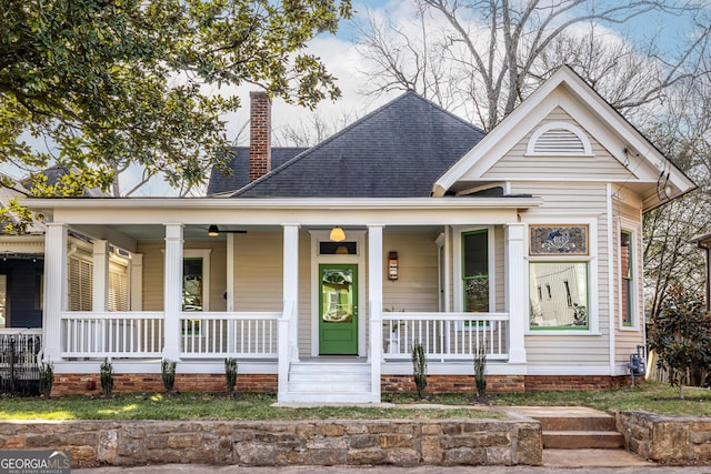 view of front of property with covered porch