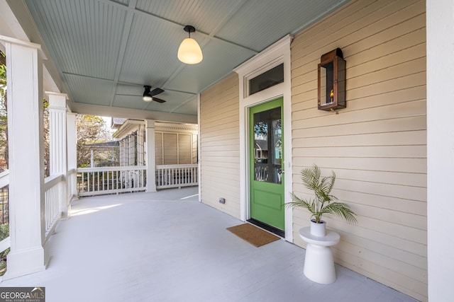 view of patio featuring ceiling fan and covered porch