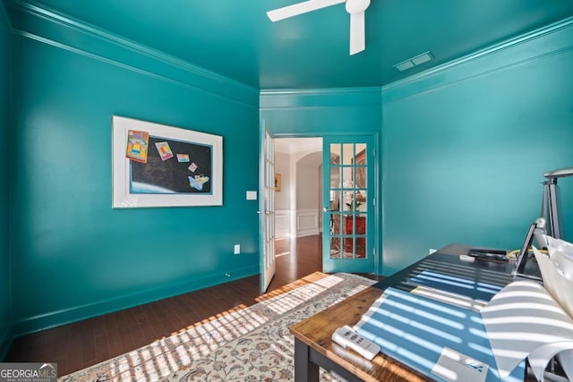 bedroom featuring ornamental molding, ceiling fan, and hardwood / wood-style floors