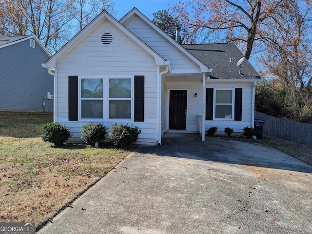 view of front of property