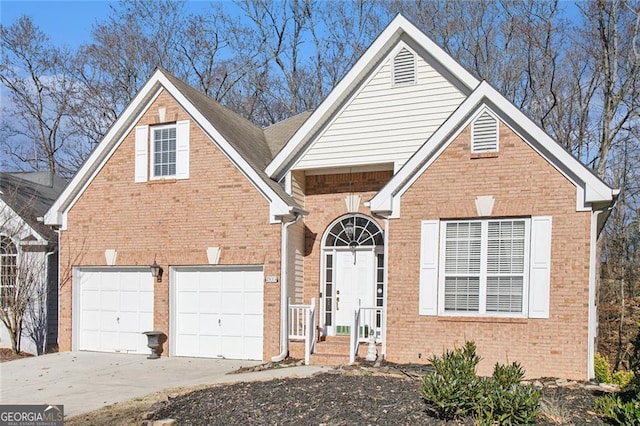 view of front facade with a garage