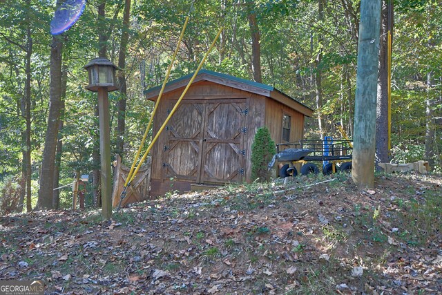 view of outdoor structure