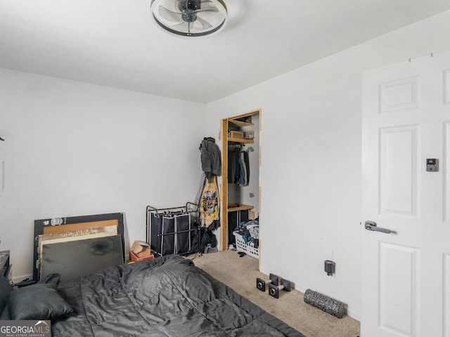 bedroom featuring carpet floors