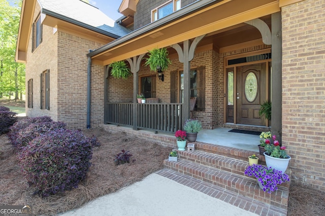 entrance to property with covered porch