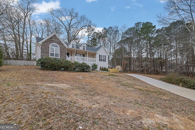 view of front facade featuring a porch