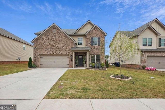 craftsman-style house featuring a front yard