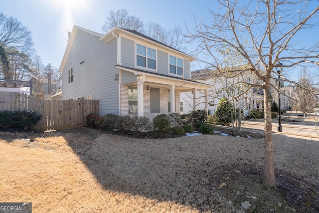 view of front of home with covered porch