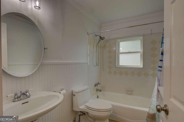 full bathroom with toilet, shower / bath combo, and sink