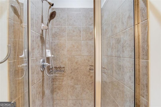 588 Myrtle Trace Ln, Suwanee, GA 30024 - details with a shower stall