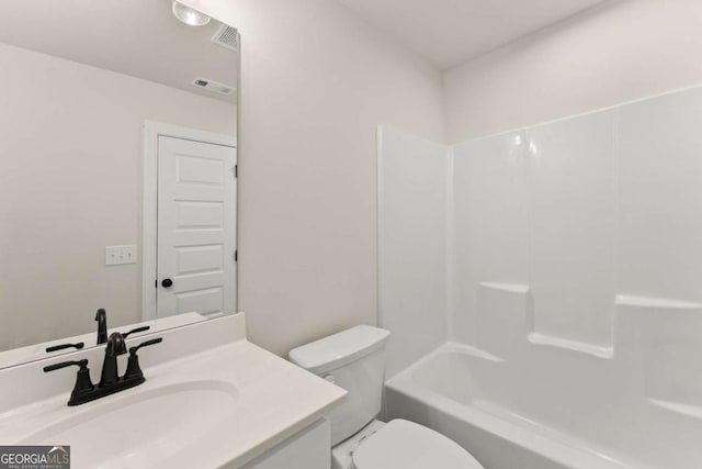 5721 Brickhampton Ct, Clermont, GA 30527 - bathroom featuring vanity, toilet, and shower / tub combination