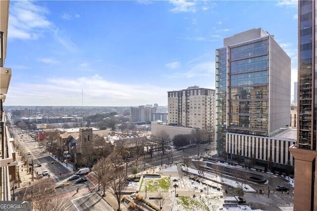 Listing photo 2 for 620 Peachtree St NE Unit 1412, Atlanta GA 30308