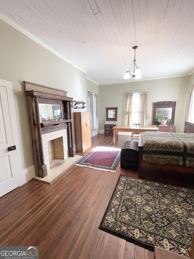 bedroom featuring wood ceiling, an inviting chandelier, ornamental molding, and hardwood / wood-style floors