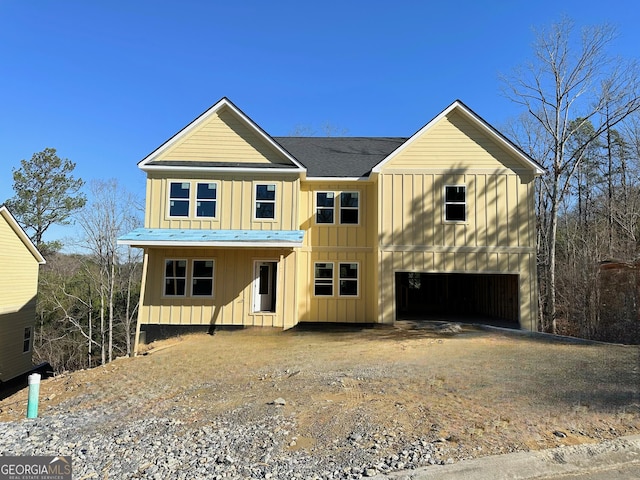 view of front of house with a garage