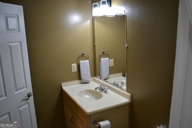 bathroom with vanity