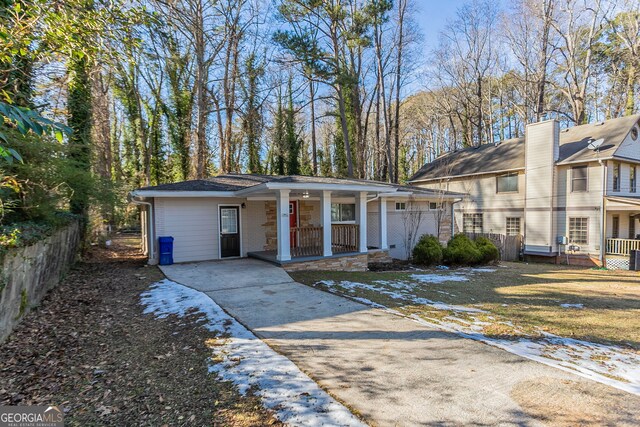 1883 La Mesa Ln, Decatur, GA 30032 - view of front of house with a porch