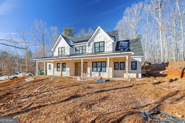 modern farmhouse with covered porch