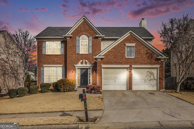 view of front property featuring a garage