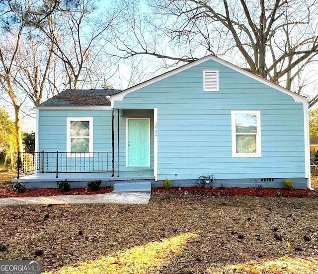 view of front of home featuring covered porch