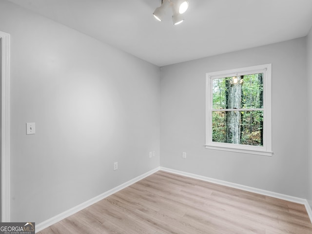 empty room featuring light hardwood / wood-style flooring