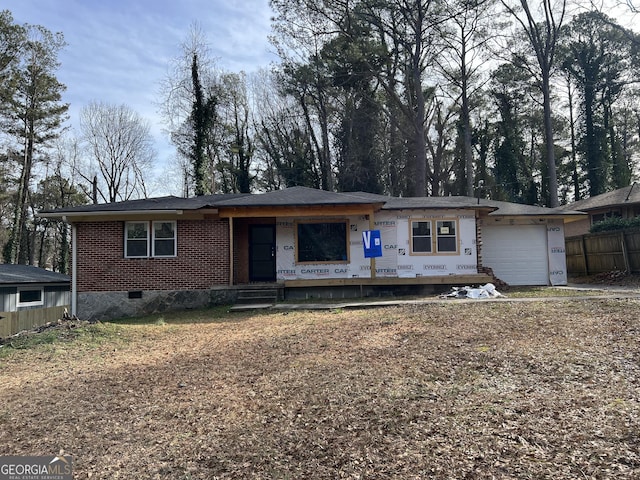 view of front facade with a garage