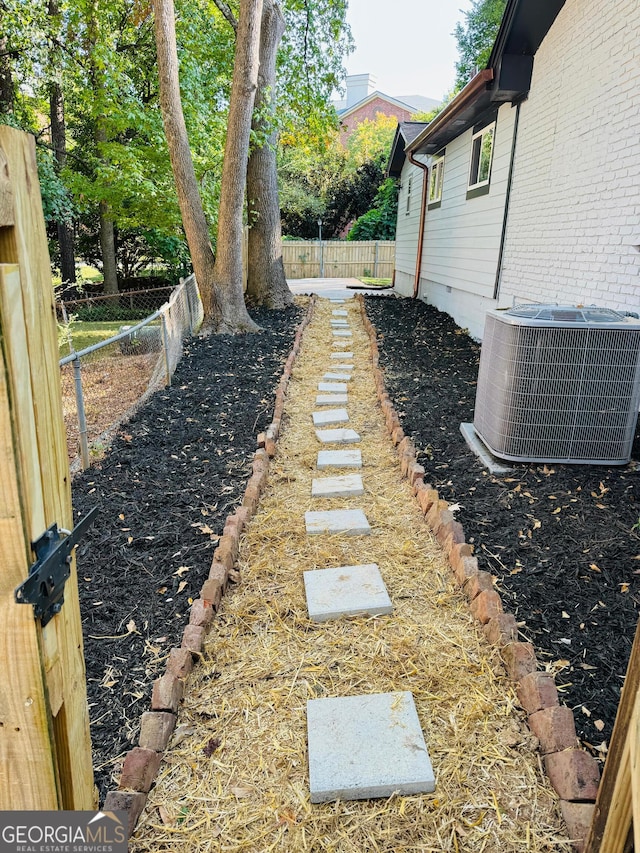 view of yard featuring cooling unit