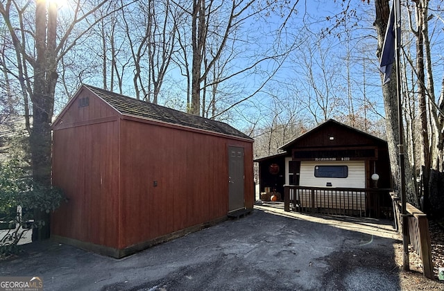 view of outdoor structure featuring a garage