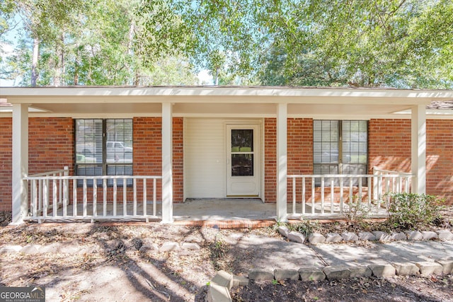 view of front of house featuring a porch