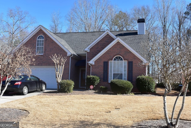 view of front facade featuring a garage