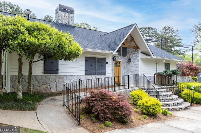 view of front of property