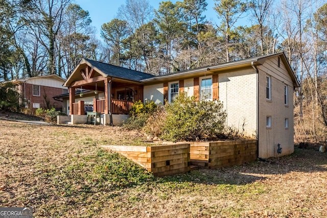 exterior space with a porch