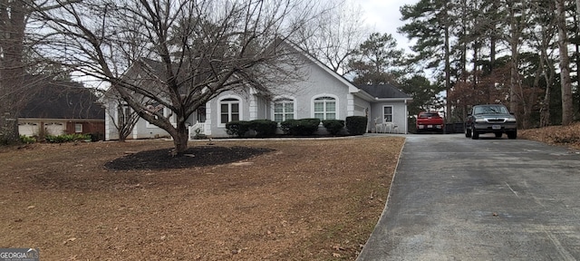 view of front of home featuring a garage