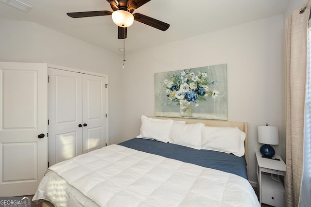 bedroom featuring a closet and ceiling fan