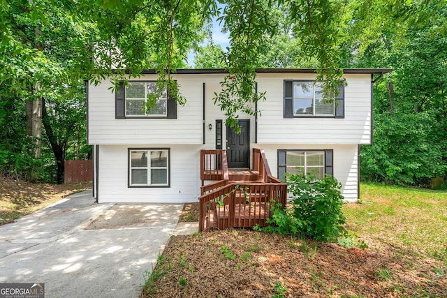 view of split foyer home