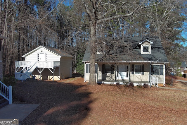 view of front of house with covered porch