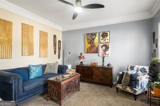 carpeted living room featuring ceiling fan and crown molding