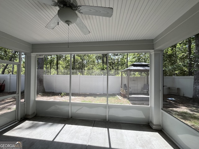 143 Madeira Dr, Brunswick, GA 31523 - unfurnished sunroom featuring a ceiling fan and plenty of natural light