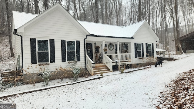 view of front of home with covered porch